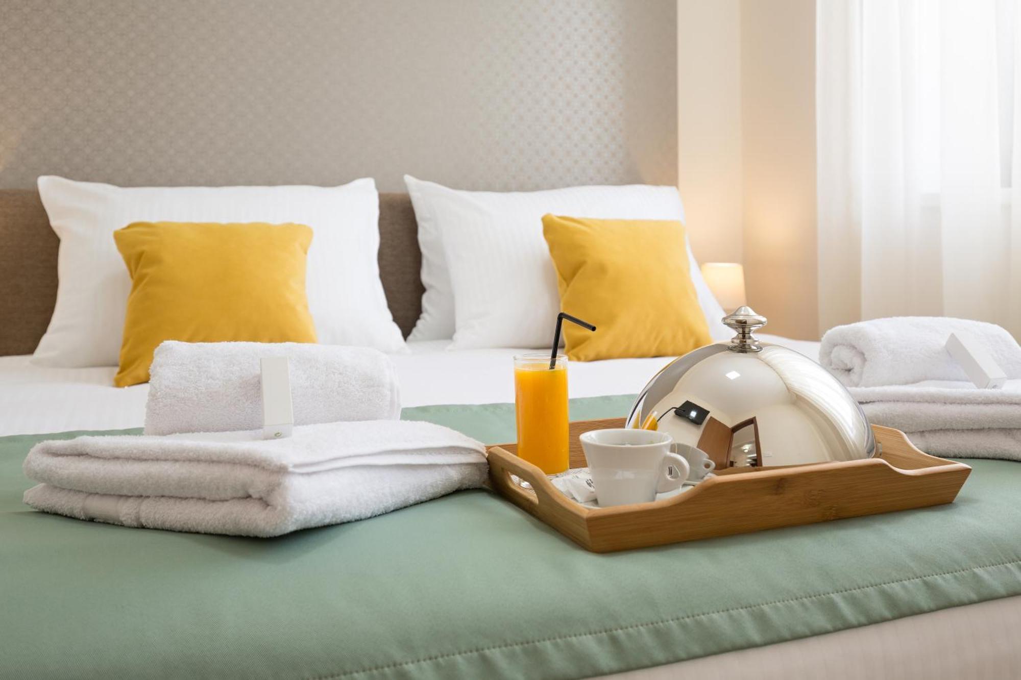 One-Bedroom Apartment - Double Bed