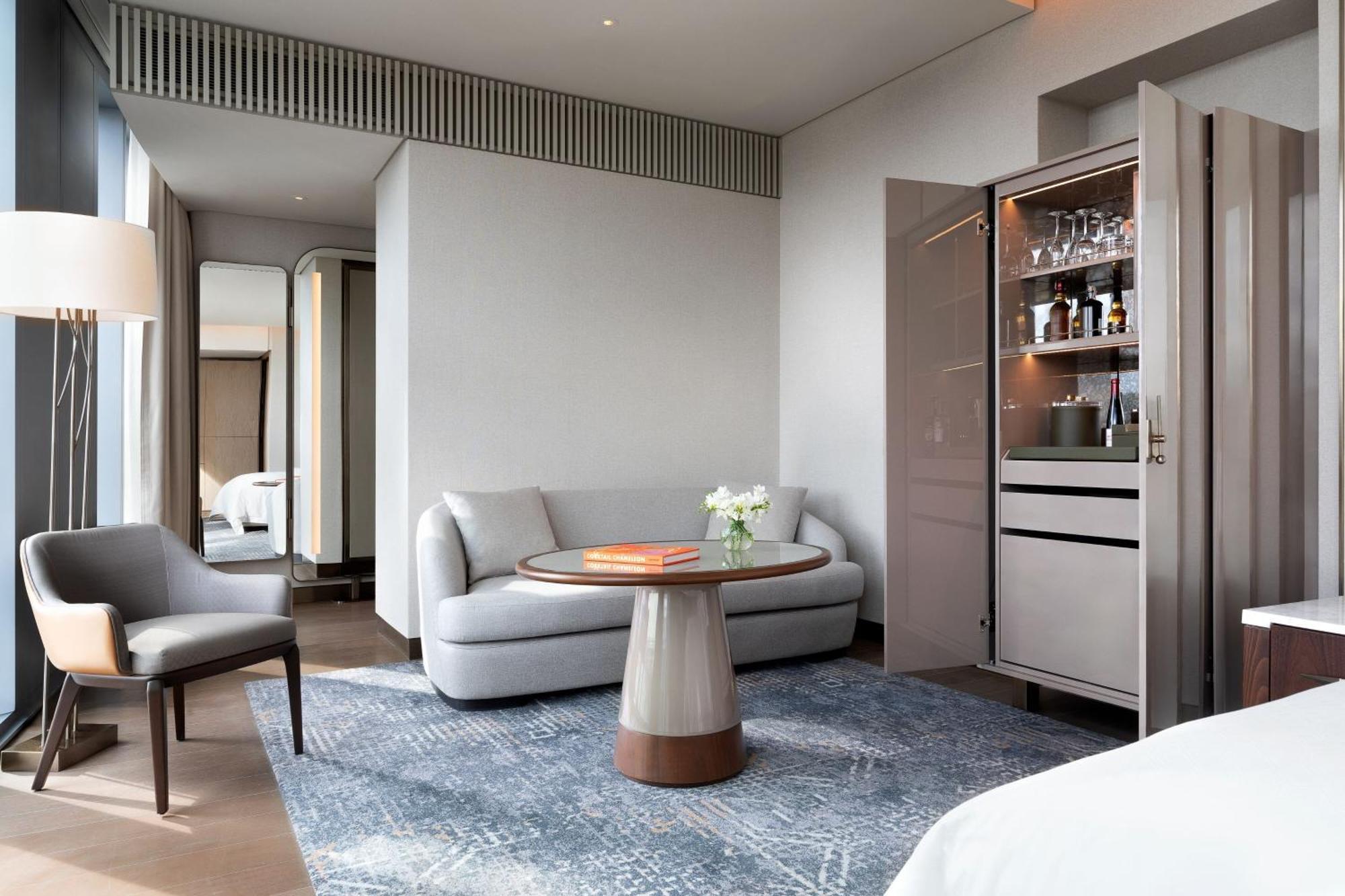 St. Regis Grand Deluxe King Room