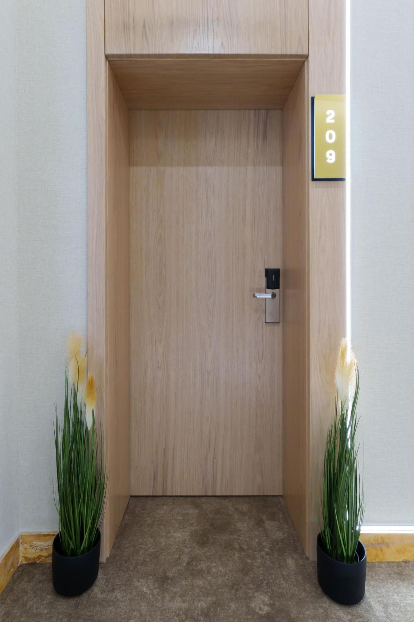 Superior Apartment