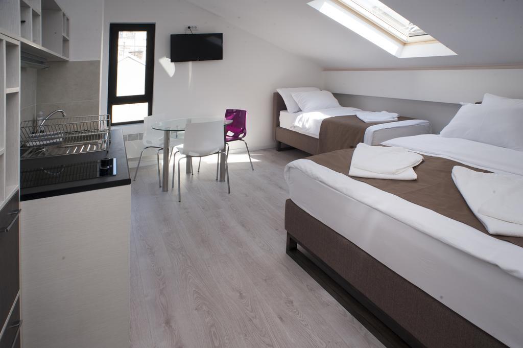 One-Bedroom Apartment,229560274:JPEG