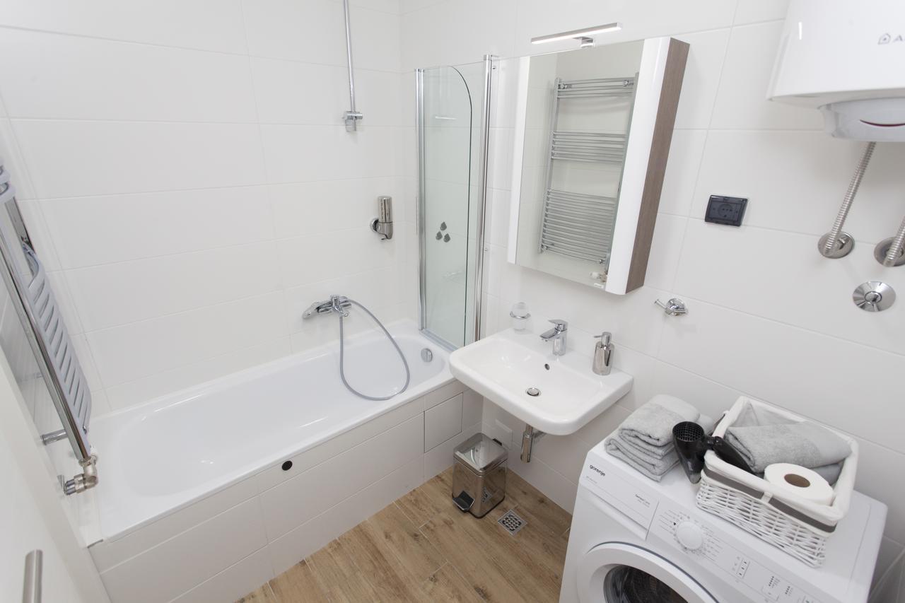 Apartment with Terrace,509358873:JPEG