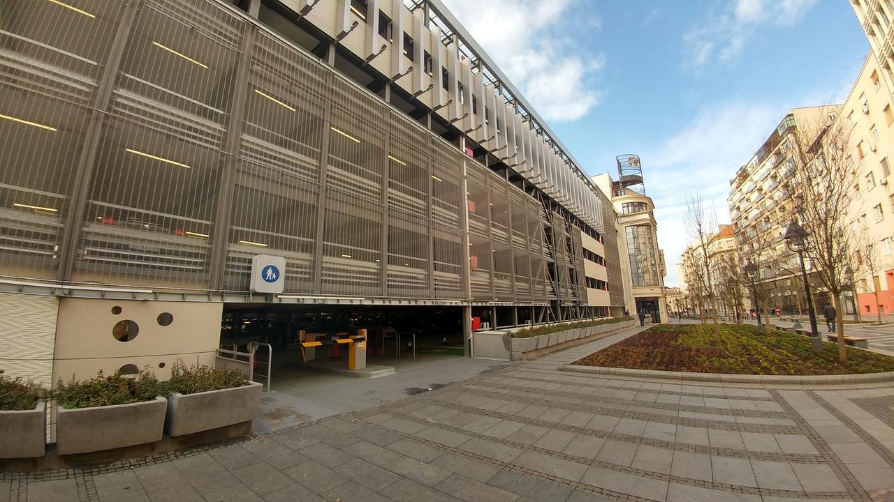 Studio Apartment,559262739:JPEG