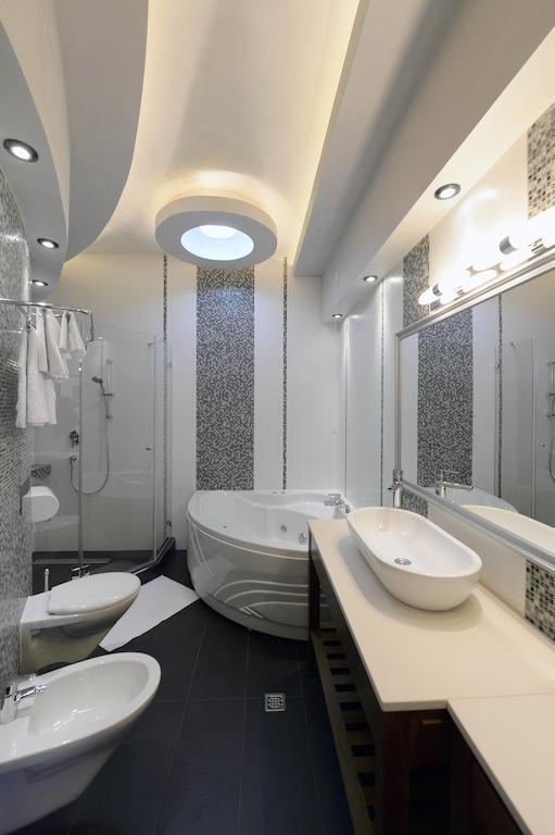 Suite Spa Bath,1589366687:JPEG