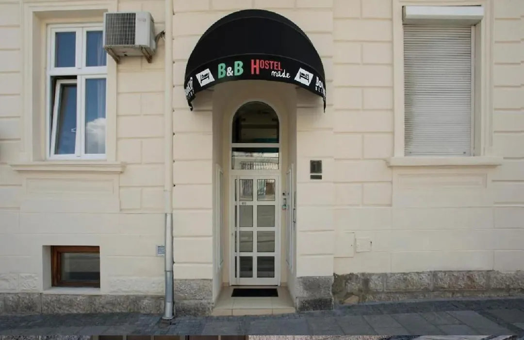 Booking En Suite-1