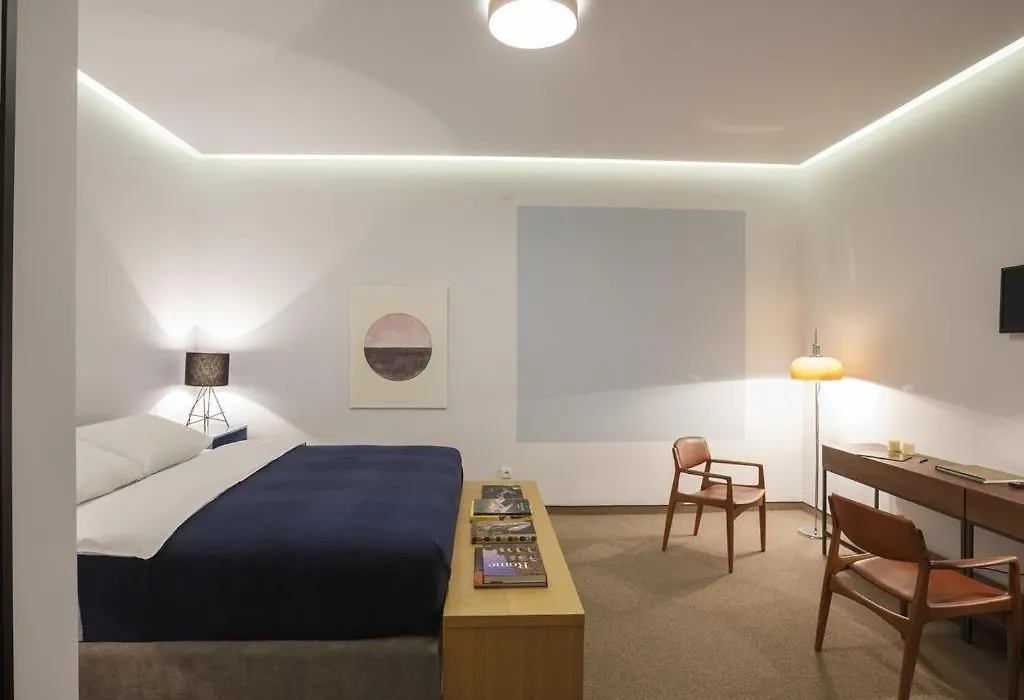 Savamala B&B-1