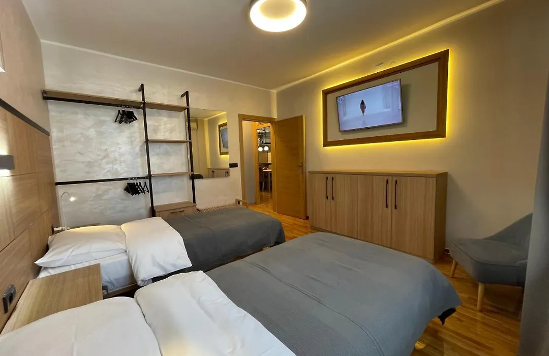 Booky Apartment-1