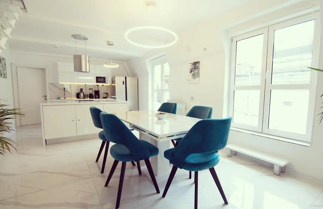 Seven Square Luxury Suites-1