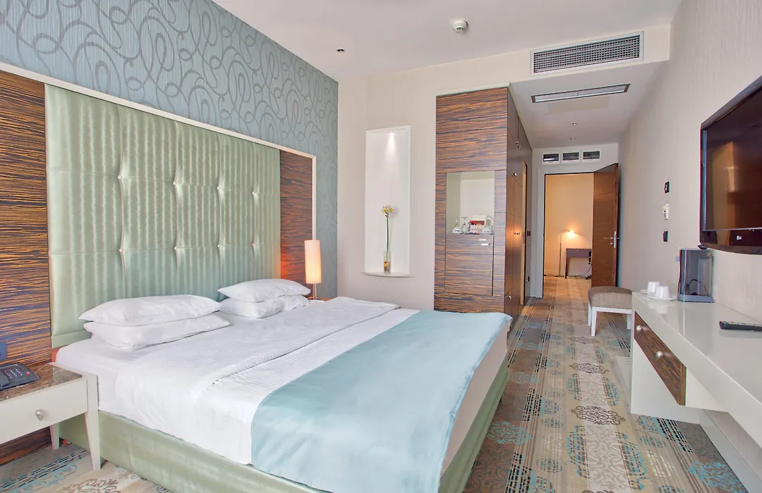 Crystal Hotel Belgrade-1