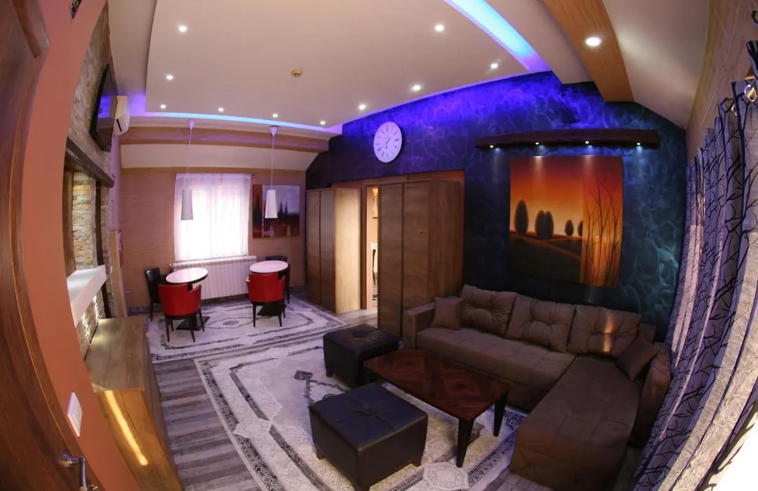 Rooms&Restaurant 43-1