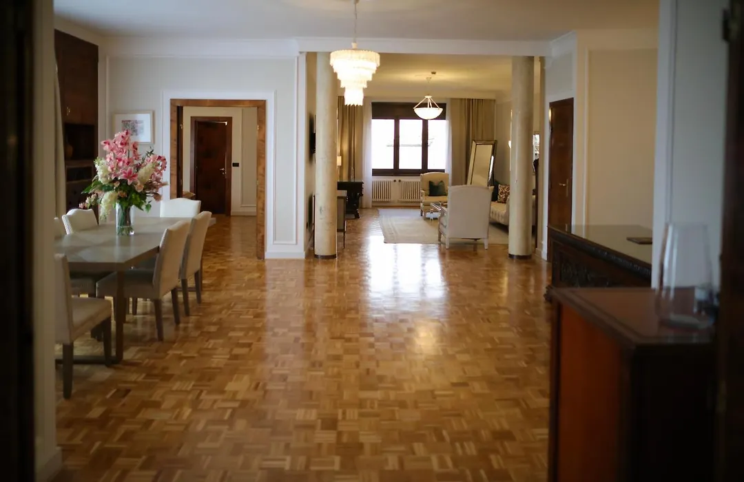 Hotel Majestic-1