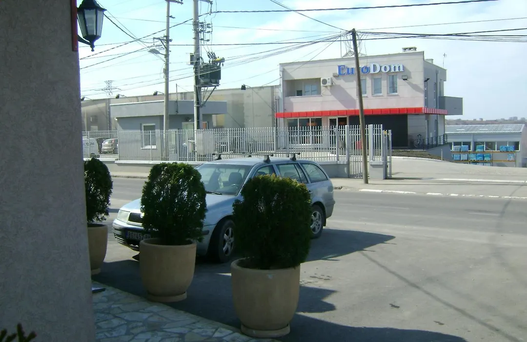 Konak Vukasinovic - Free Parking-1