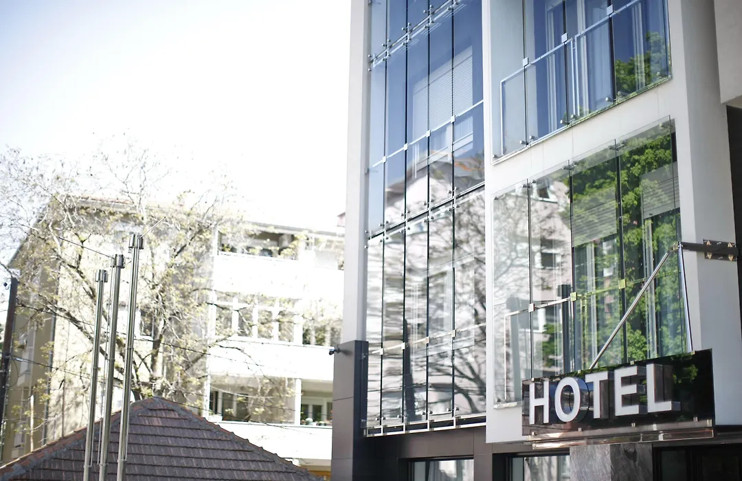 Nova City Garni Hotel Signature Collection-1