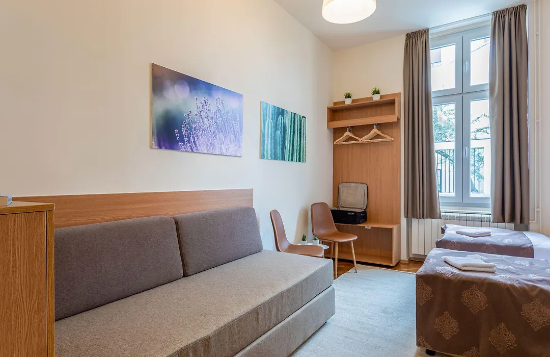 Booking Bnb-1