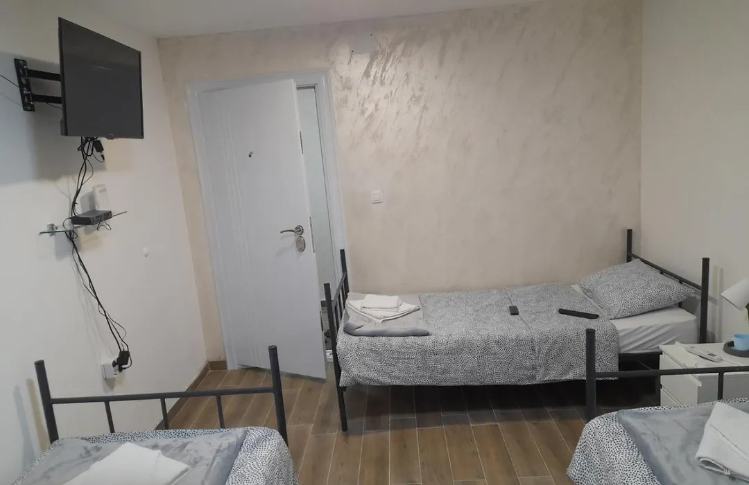 Motel Gas-1