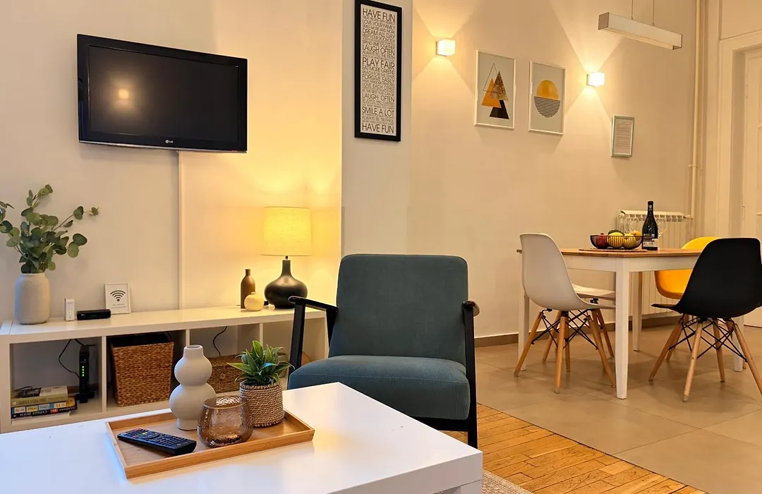 City Break Apartments Chic And Luxury-1