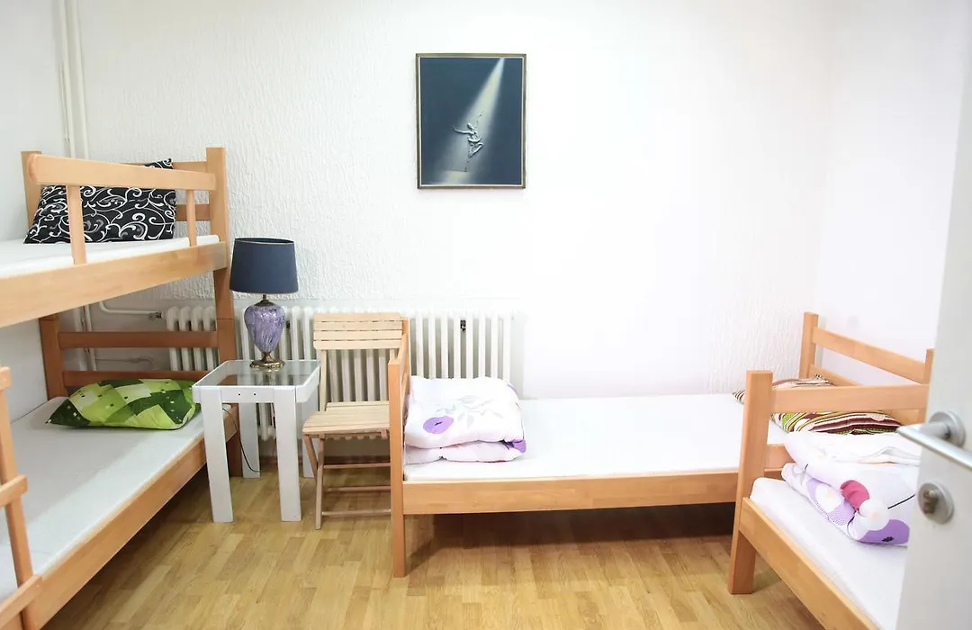 Hostel Jellostone-1