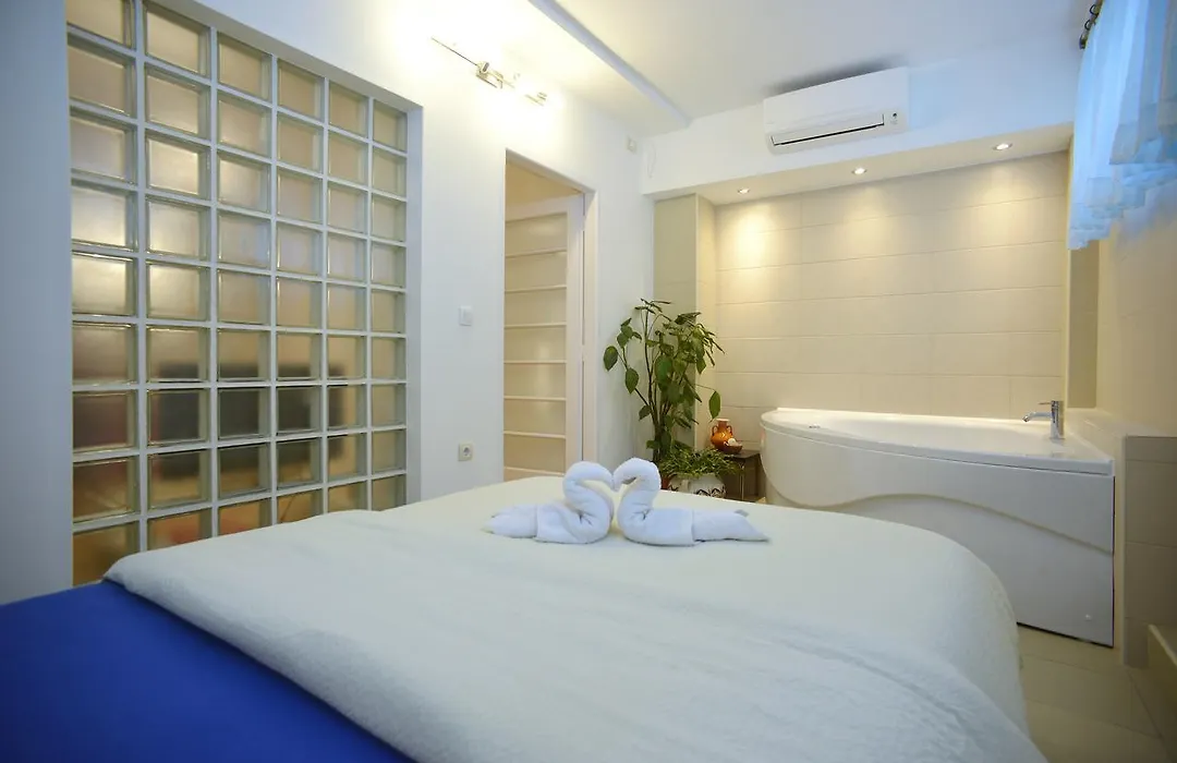 Apartment Hermes-1