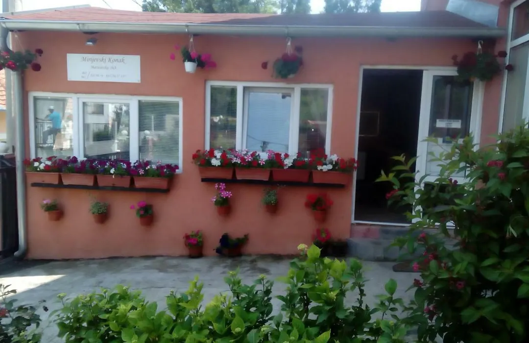 Guest House Mirijevski Konak-1