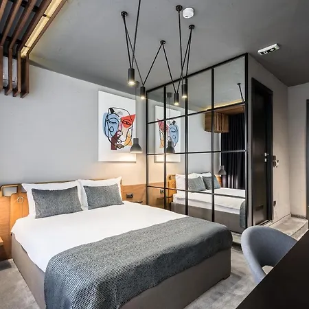 7 Rooms Suites-2
