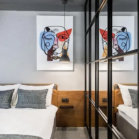 7 Rooms Suites-3
