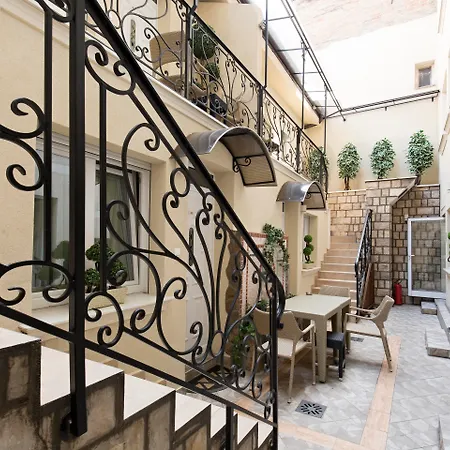 Lazar Lux Apartments-3