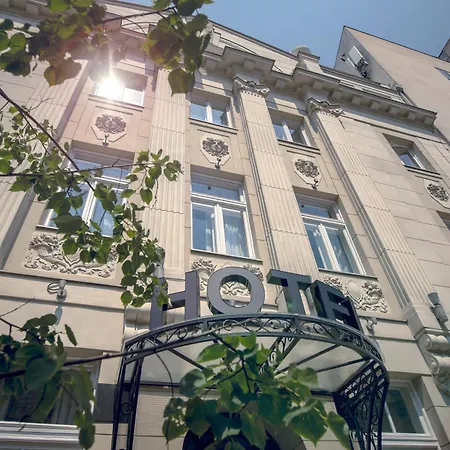 Public House Hotel-3