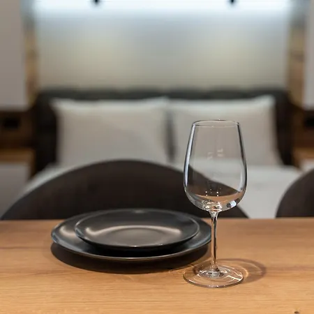 Silver Luxury Suites-3