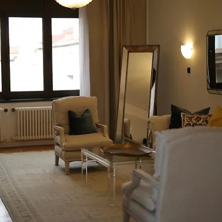 Hotel Majestic-2