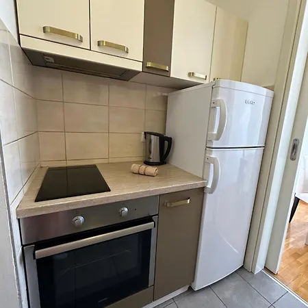 Nevena Belville Apartments-2
