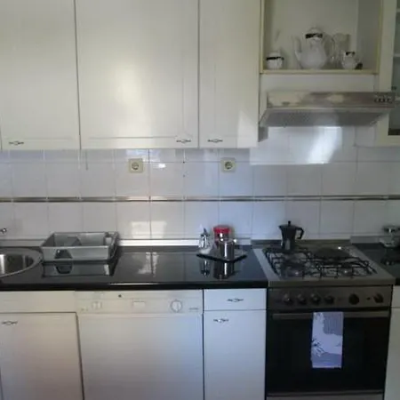 Apartment Dok-3