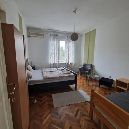 Balkan Rooms-2