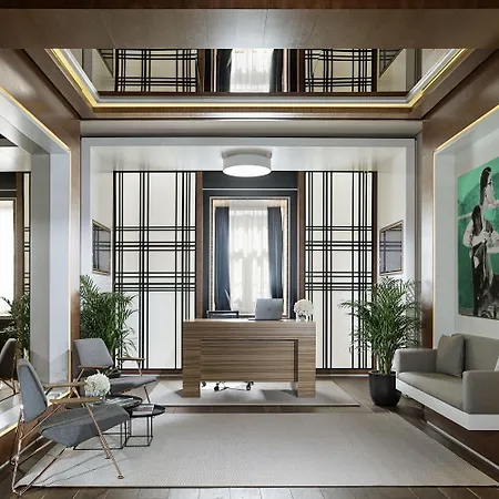 Dominic Smart & Luxury Suites - Parliament-2