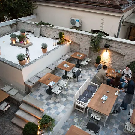 Smokvica Dorcol B&B-3