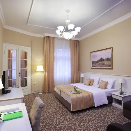 Booking Rooms-3