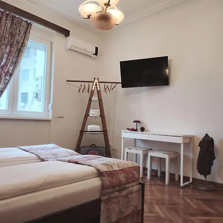 Apartment Alloga-2