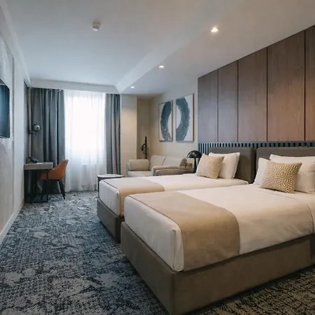 Hotel Hedonic-2