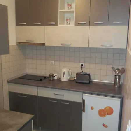 Sweet Apartment-3