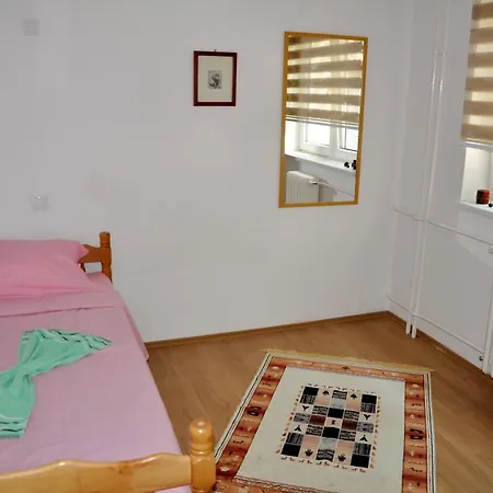 Rooms Karadjordje-3