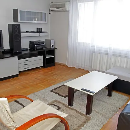 Belgrade Republic Square Apartment-3
