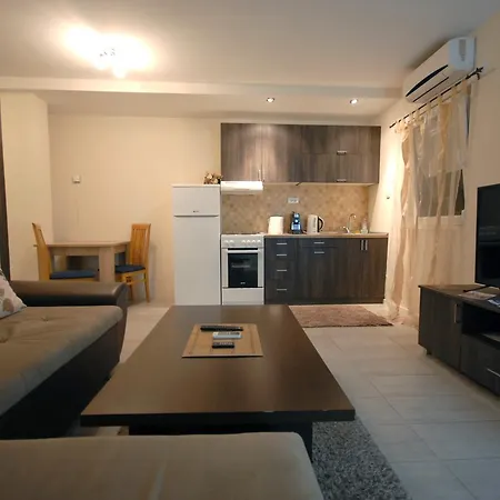 Franstal Apartments-2