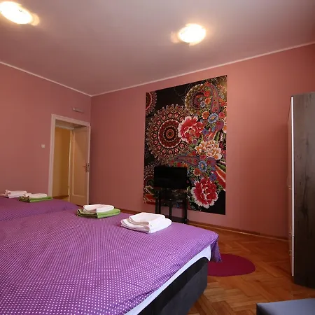 Hostel Fine-2