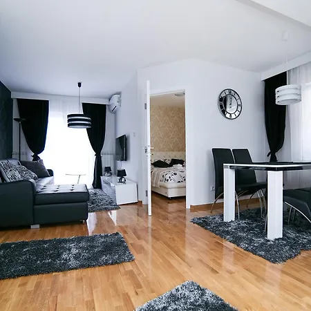 Lux Apartmani Beograd-3