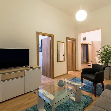 Apartments Top Central 1-2