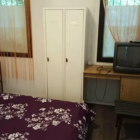 Hostel Belgrade Shungit Dragana Jeftica Br 10-2