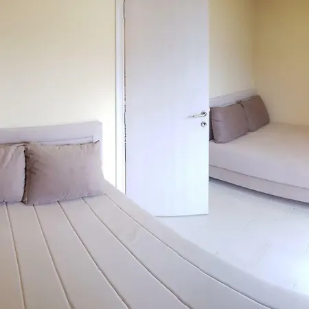 Apartments Exclusive-2