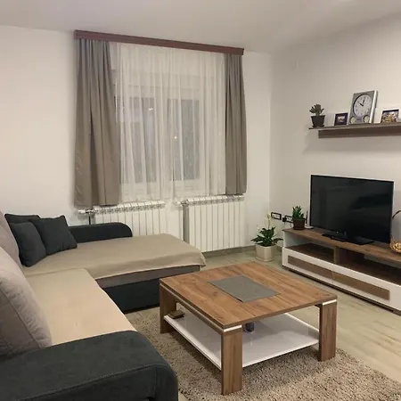 Mm Apartmani-2