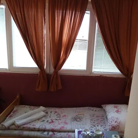 Guest House Mirijevski Konak-2