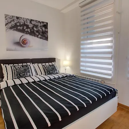 Belville Luxury Apartment-2